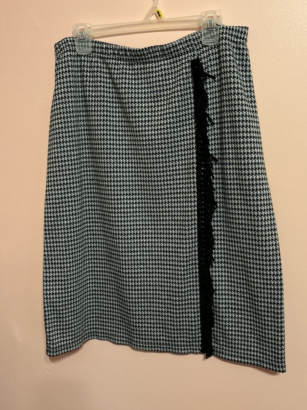 Kim Rogers Black and White Houndstooth A-Line Skirt